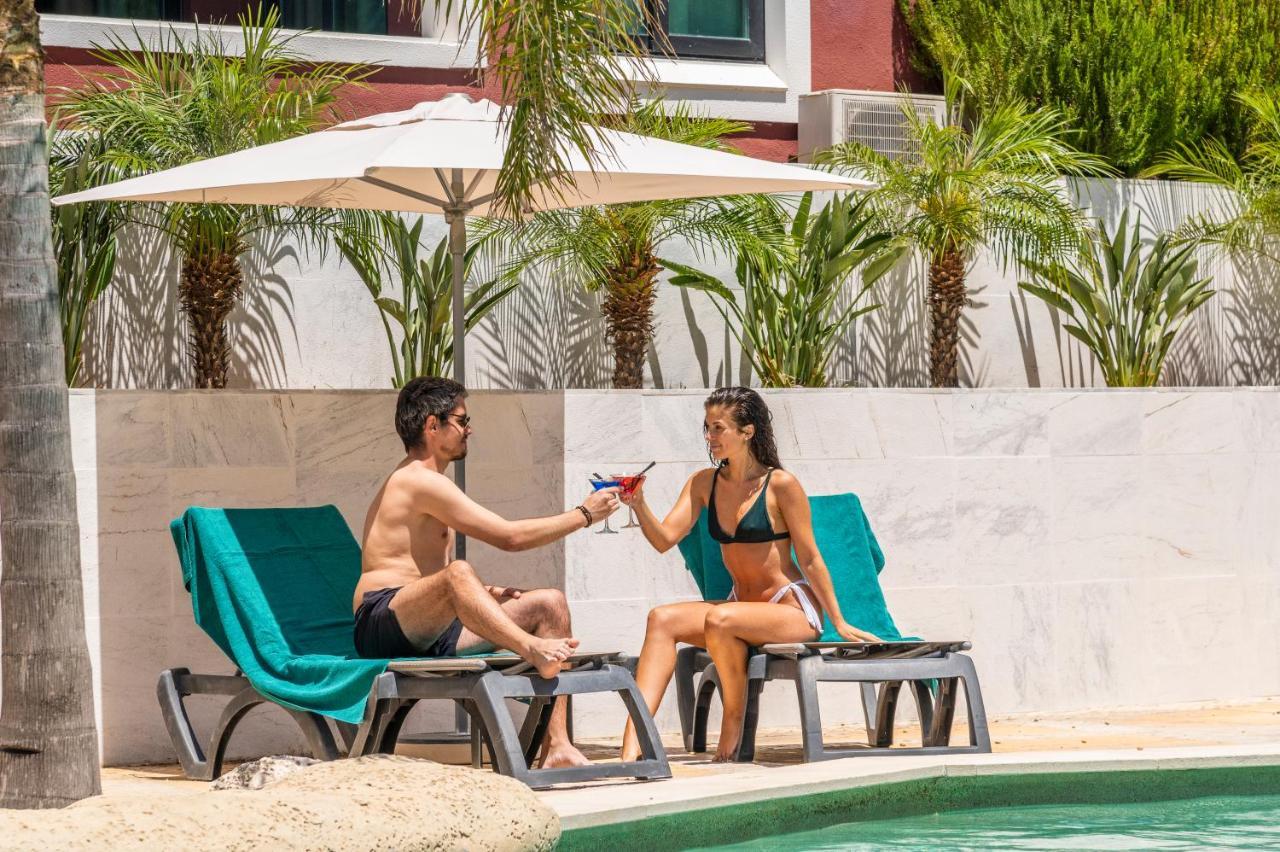 Topazio Vibe Beach Hotel & Apartments - Adults Friendly Albufeira Eksteriør bilde