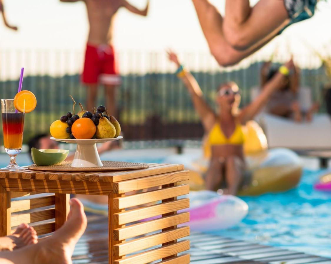 Topazio Vibe Beach Hotel & Apartments - Adults Friendly Albufeira Eksteriør bilde