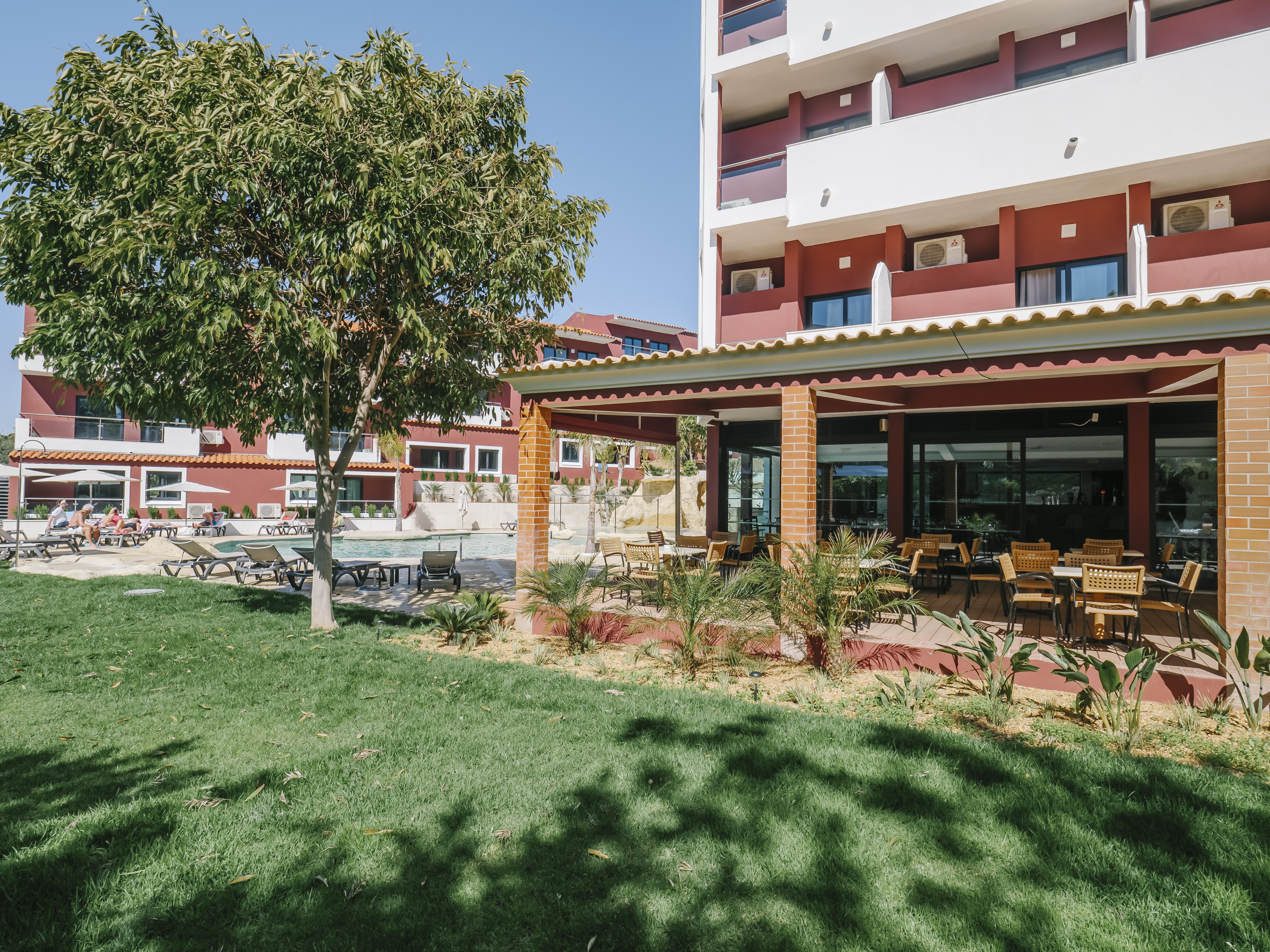 Topazio Vibe Beach Hotel & Apartments - Adults Friendly Albufeira Eksteriør bilde
