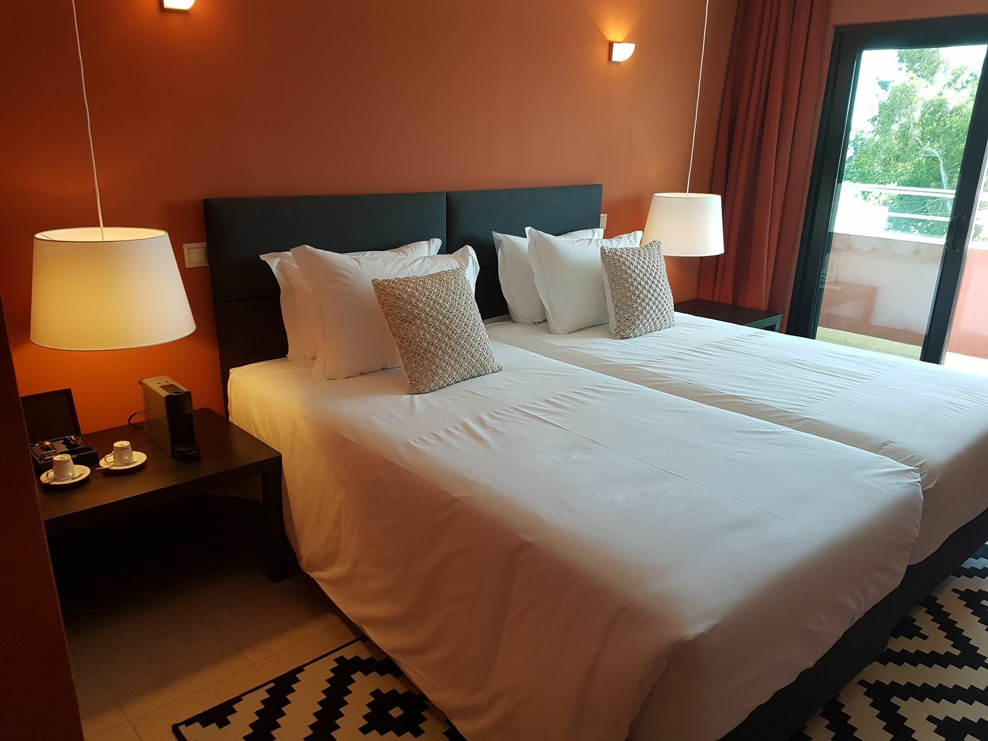 Topazio Vibe Beach Hotel & Apartments - Adults Friendly Albufeira Eksteriør bilde